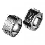 Stainless Steel Ring With Textured Skull Design